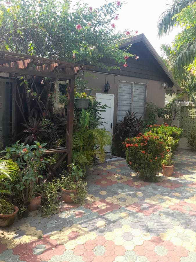 11 Glenhope Avenue *